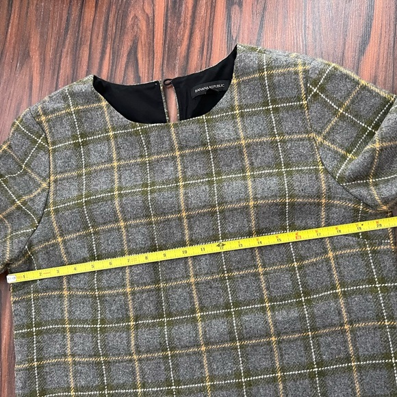 Banana Republic Wool Tweed Plaid Lace Trim Grey Green Short Sleeve Top - Picture 7 of 13